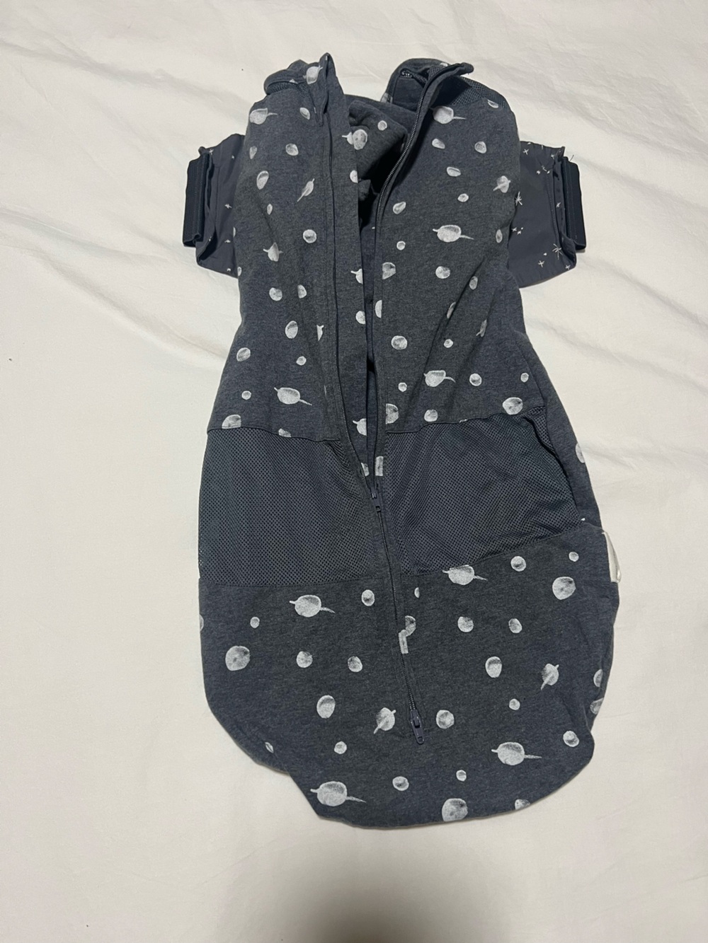 Gray Snoo Swaddle, Size L